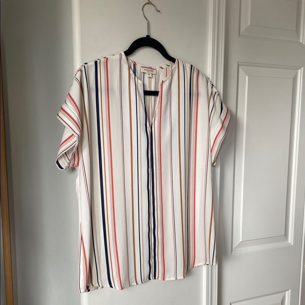Andrée by Unit - Ivory Striped Short Sleeve V Neck Blouse Top